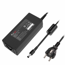 CARICATORE PER MONITOR 12V 2A 6.5 X 4.4MM CON PIN CENTRALE 24W