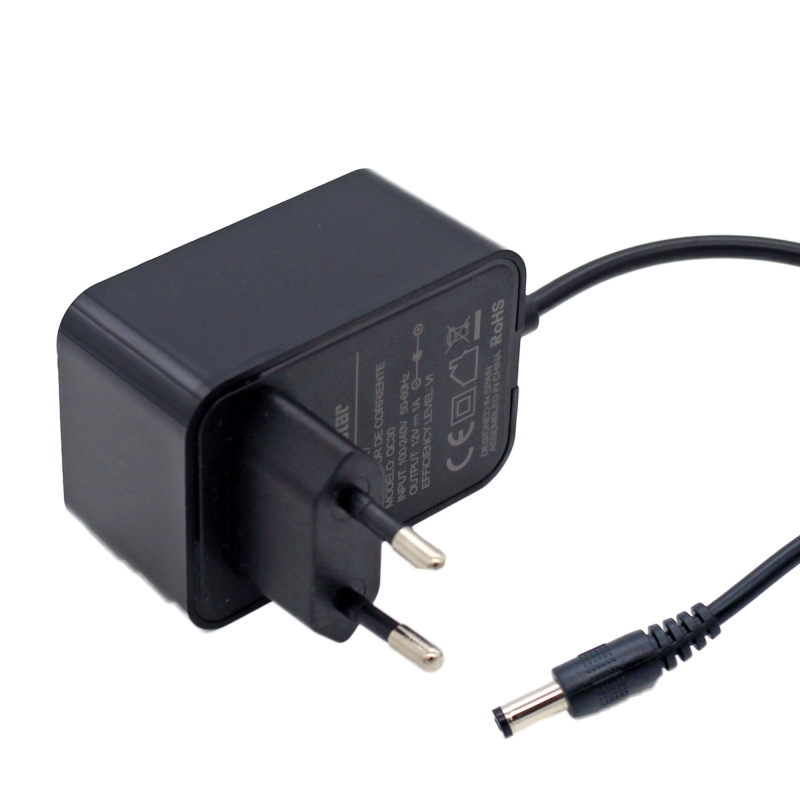 CARGADOR PARA TIRAS LEDS ROUTERS CÁMARAS DE SEGURIDAD 12V 1A 5.5X2.1MM