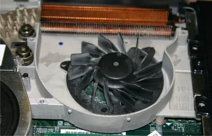 ventilador portátil limpio tras mantenimiento