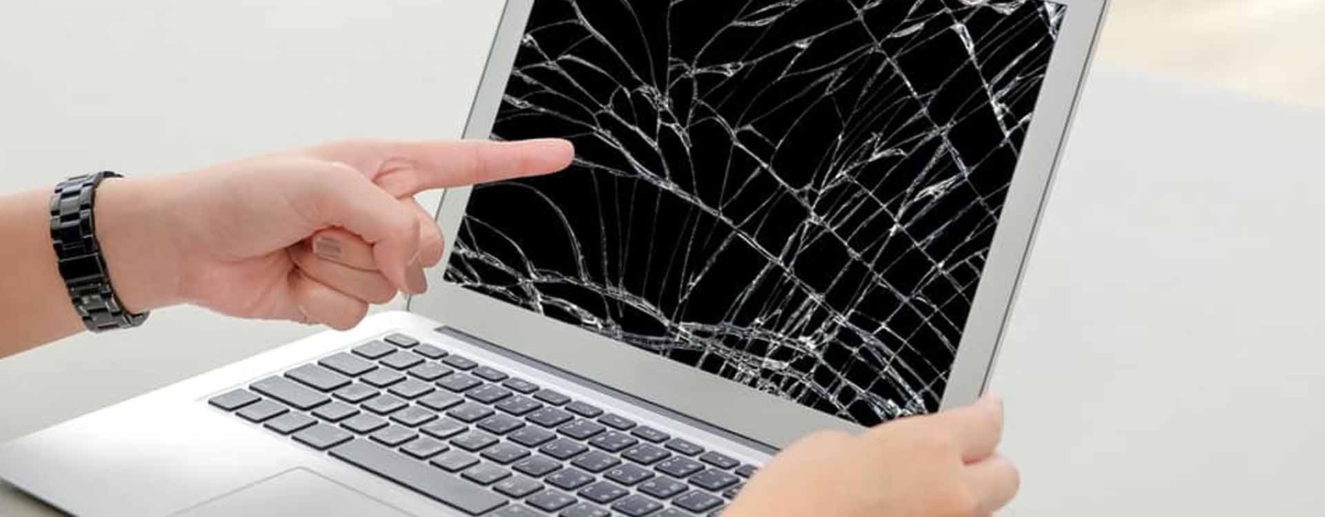 COMMENT REMPLACER UN ÉCRAN ENDOMMAGÉ SUR VOTRE ORDINATEUR PORTABLE ?