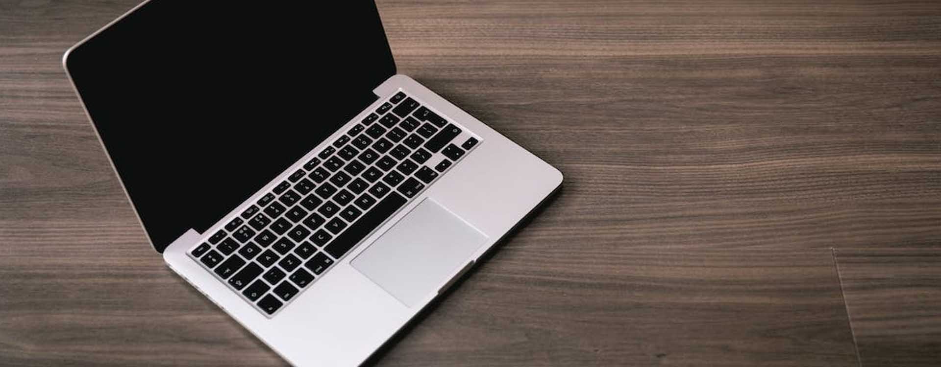 Comment changer la connexion de la batterie sur un ordinateur portable MacBook Pro 13" Unibody début 2011