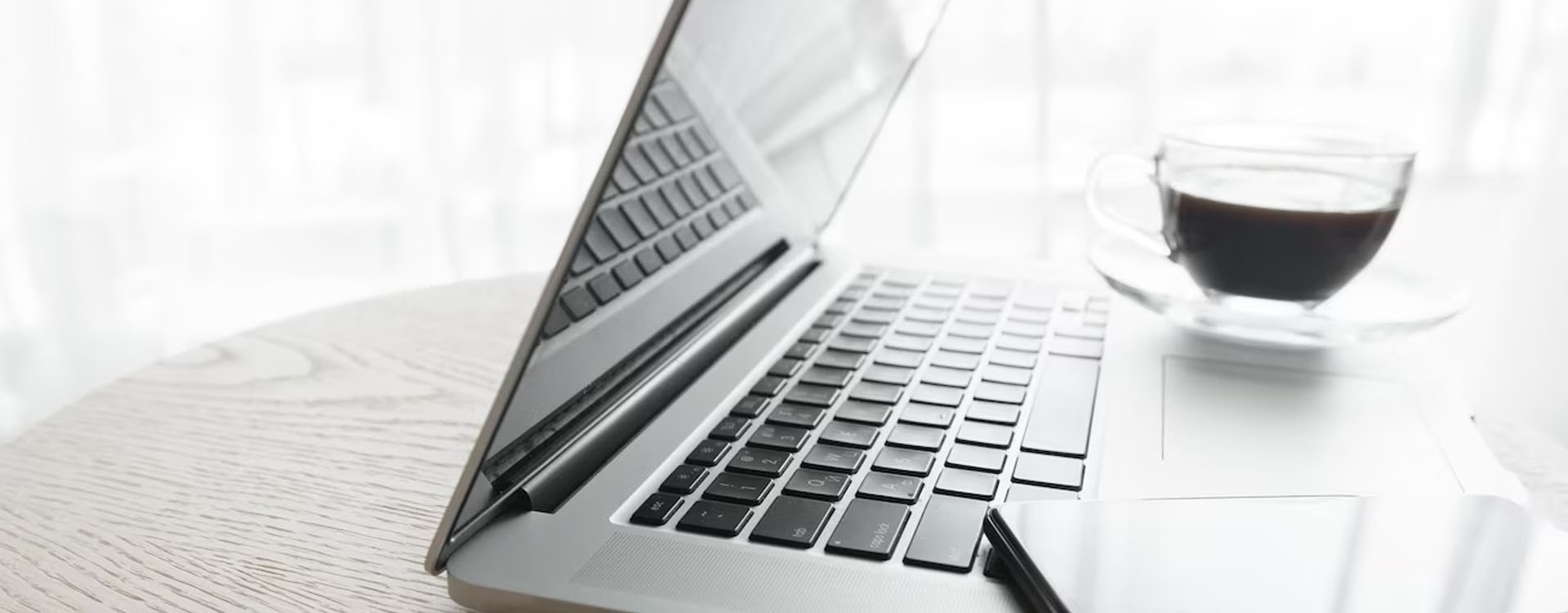 Cómo cambiar / reparar el teclado del MacBook Air dañado por líquidos