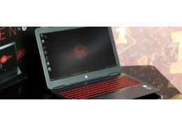 Desmonte o laptop HP Omen 15-ax000 | Tutorial